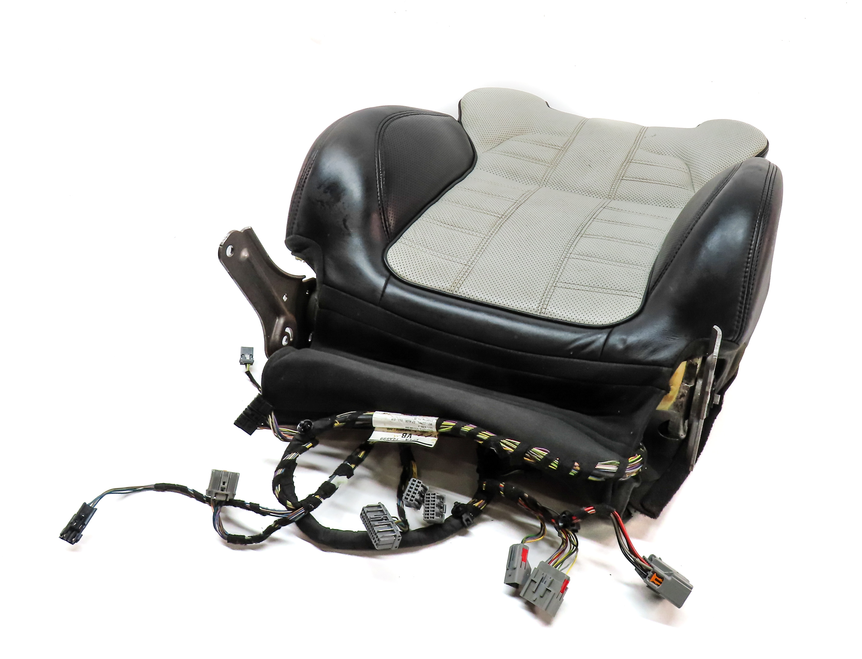 14 ROVER SPORT (L494) FRONT RIGHT UPPER MEMORY HEAT VENT SEAT CUSHION (Ebony) — exact item pictured